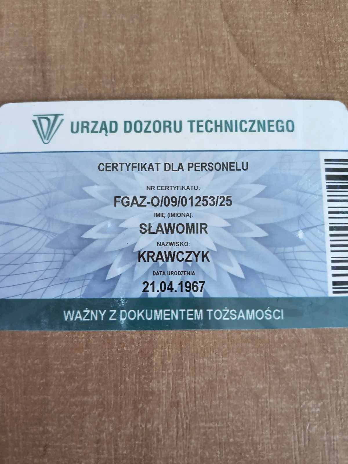 Certyfikat F-gazowy UDT dla Sławomira Krawczyka uprawniający do montażu magazynów energii i pomp ciepła - Magave